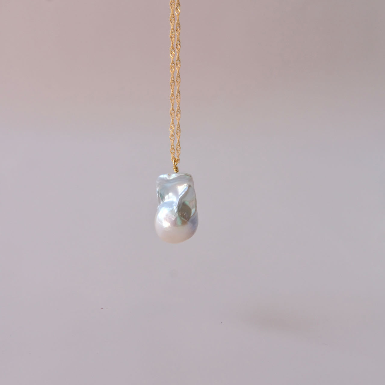 Baroque pearl pendant pearls necklace