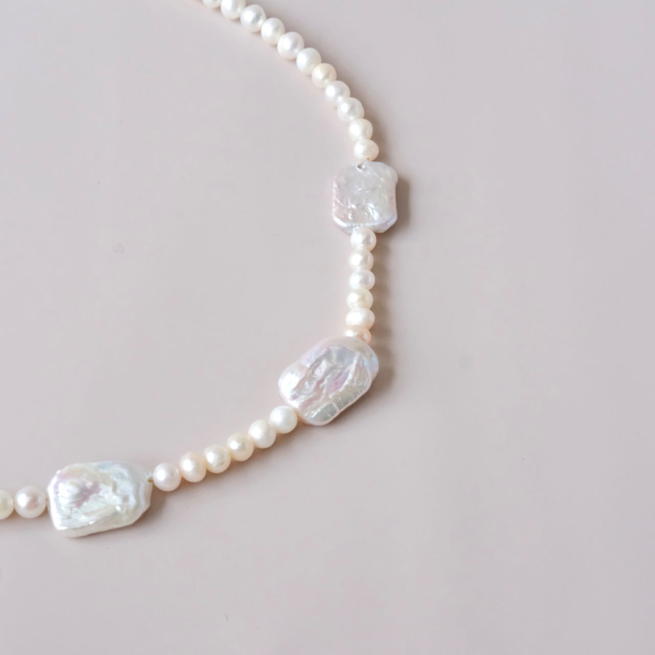 Baroque pearls necklace squre shape