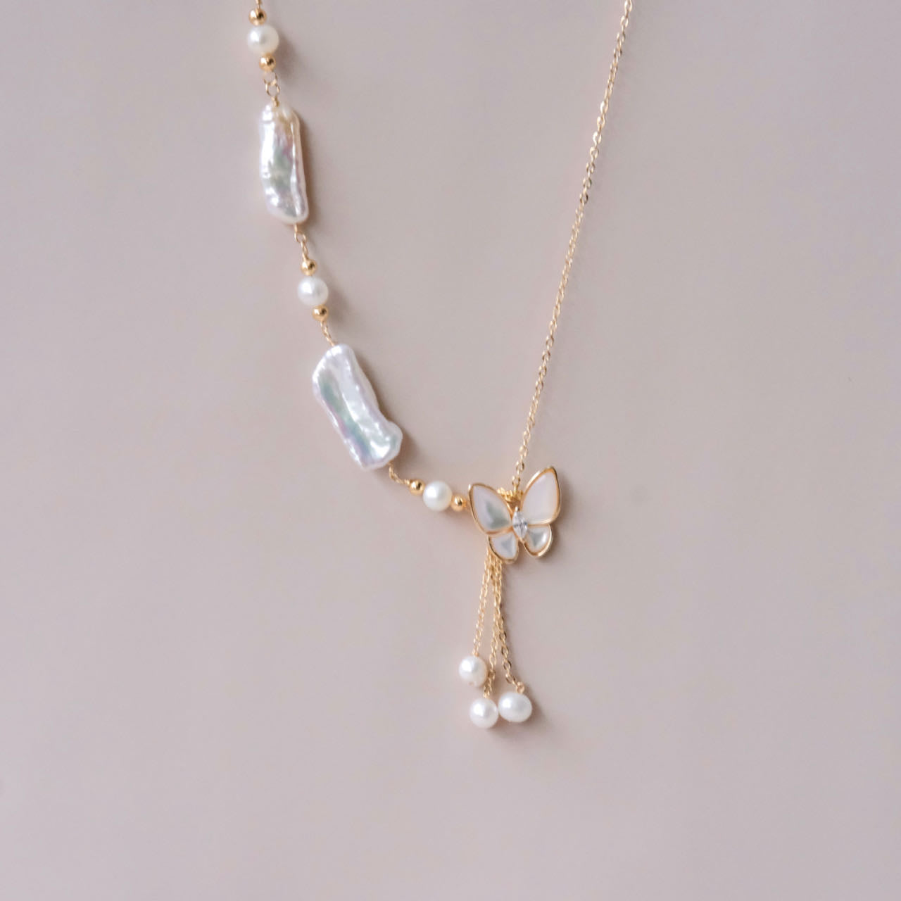 Baroque Pearl Necklace with Butterfly Motif