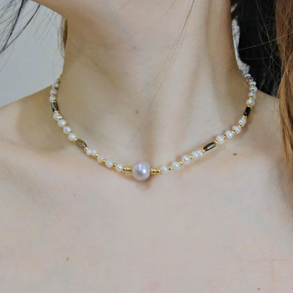 Baroque pearls necklace