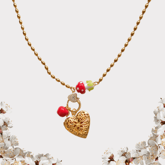 Mushroom vintage heart pendent necklace