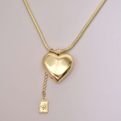 Big heart with small Charm Personaized style necklace Choker