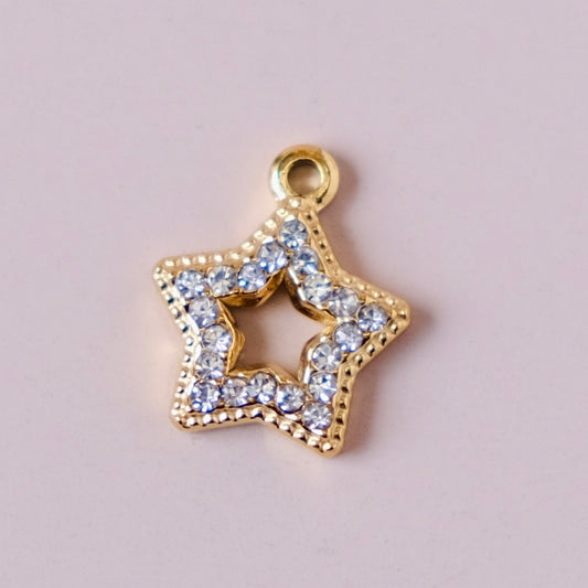 empty star with zircon charms pendant