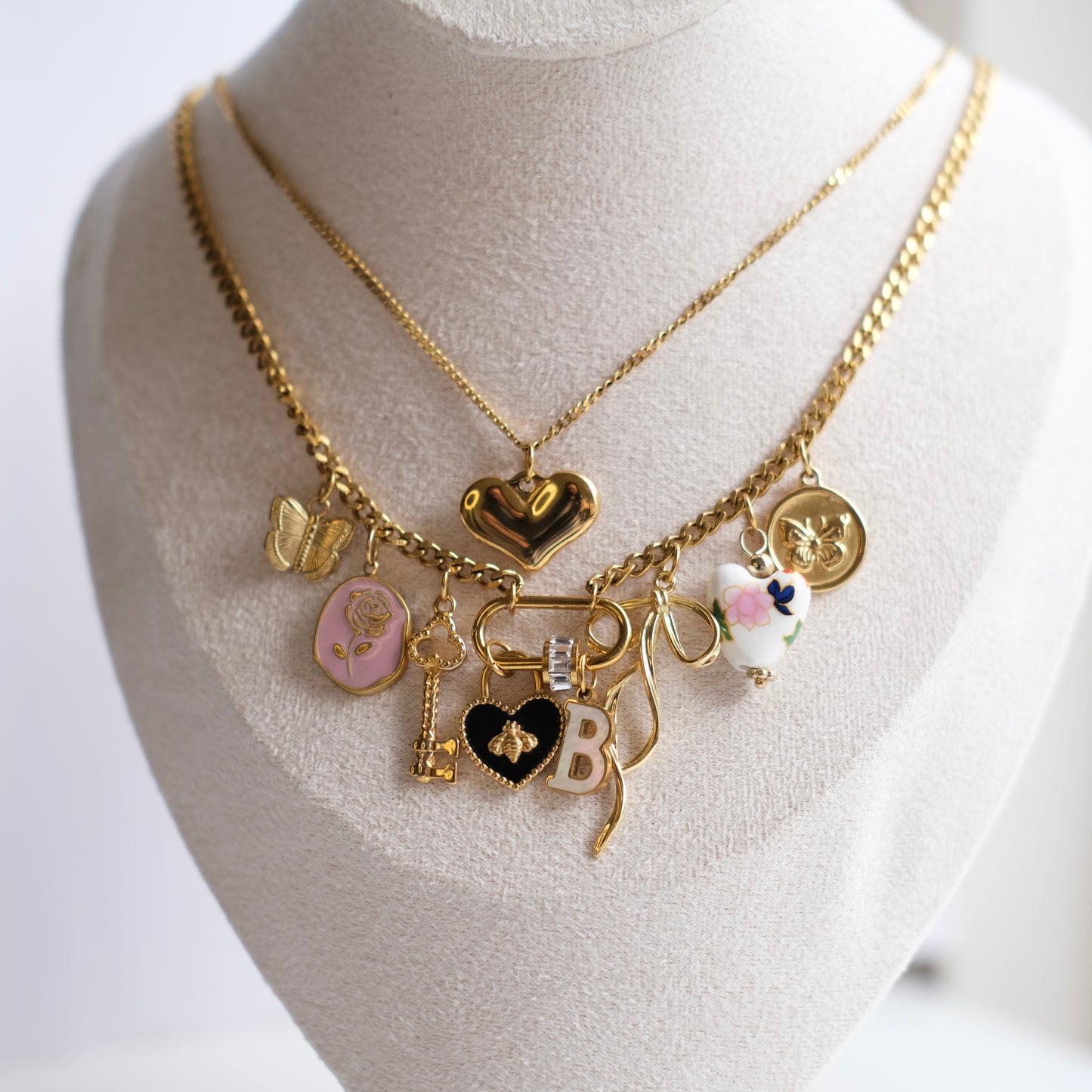 Bee heart Oval Clasp two layer  Chain-customization