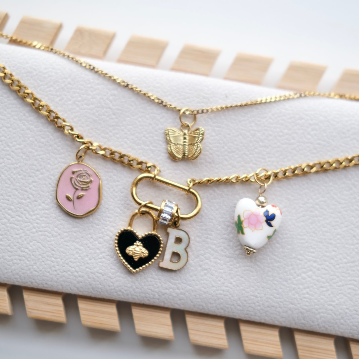 Bee heart Oval Clasp two layer  Chain-customization