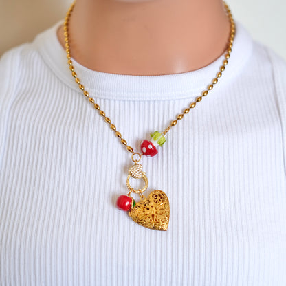 Mushroom vintage heart pendent necklace