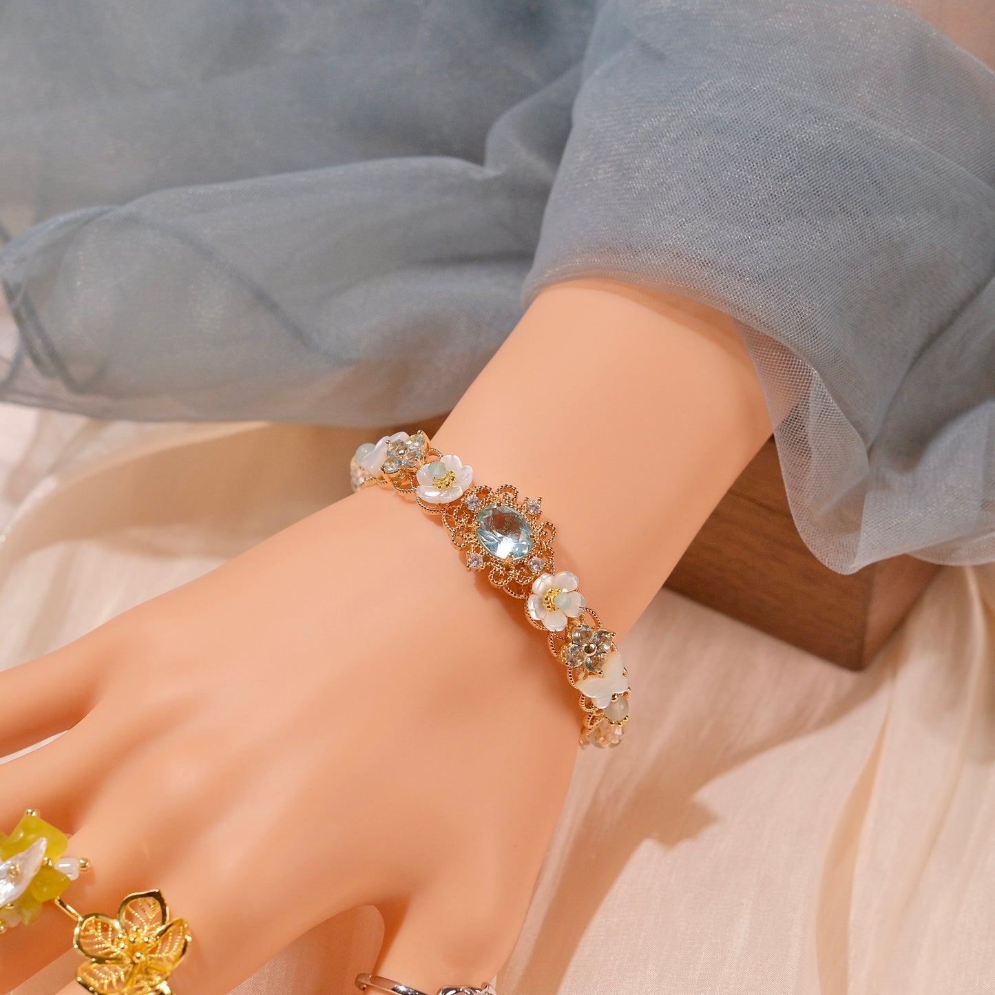 Pulsera de zicron con cuentas de cristal blanco, mariposa, nácar, joyería de moda para mujer