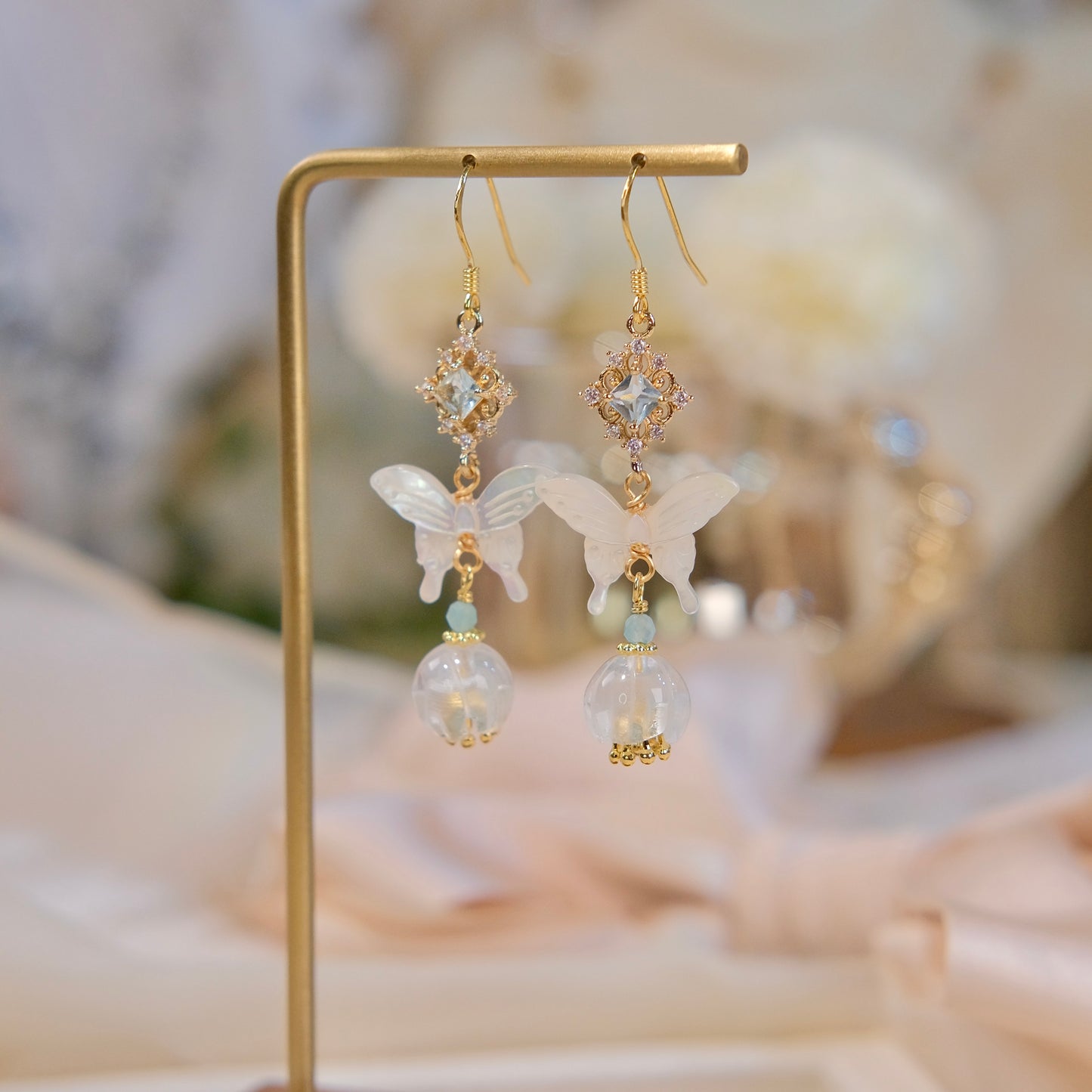 white butterfly with white crystal earring fashion woman jewelry